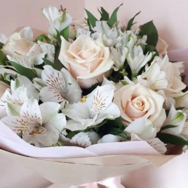 Букет цветов "Карамельное облако" Букет цветов "Карамельное облако"